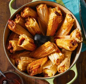 Tamales rojos y verdes